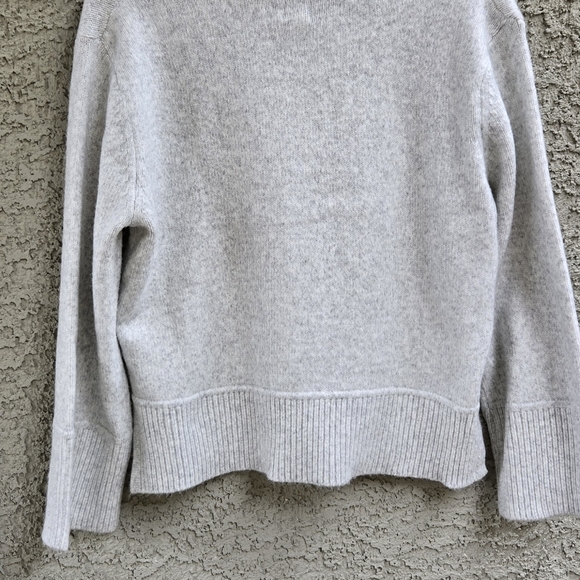 Joie Ligvt Grey Soft Cozy Sweater - Picture 6 of 6